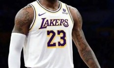 星空体育vip注册-詹姆斯表现火爆，骑士击败篮网