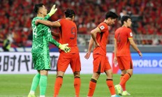 星空体育在线-包含球员个人突破表现出色，前锋射正率颇高的词条