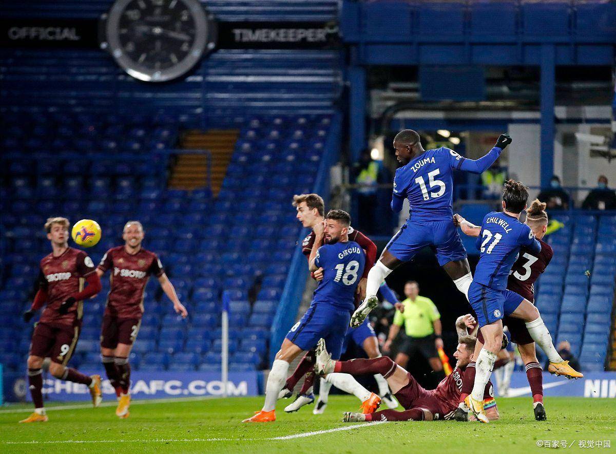 关于足球联赛中一场激烈的争夺引发球迷狂热的信息 关于足球联赛中一场激烈的争夺引发球迷狂热的信息