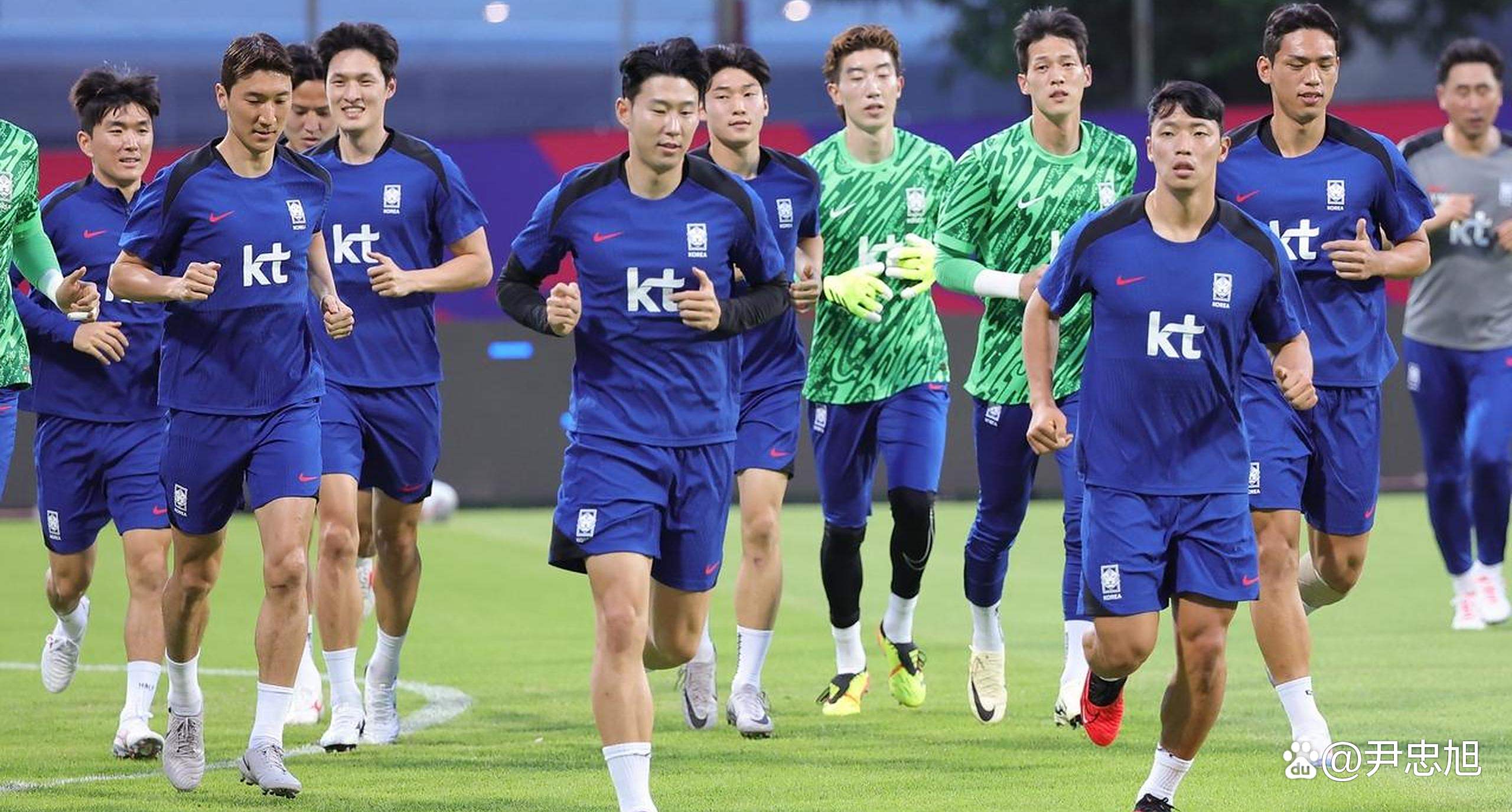 韩国球队成功晋级,将继续征战下一阶段 韩国球队成功晋级,将继续征战下一阶段