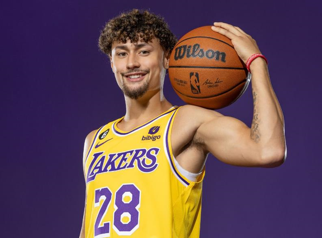 勇士擒下湖人,培根全场表现出色 勇士擒下湖人,培根全场表现出色