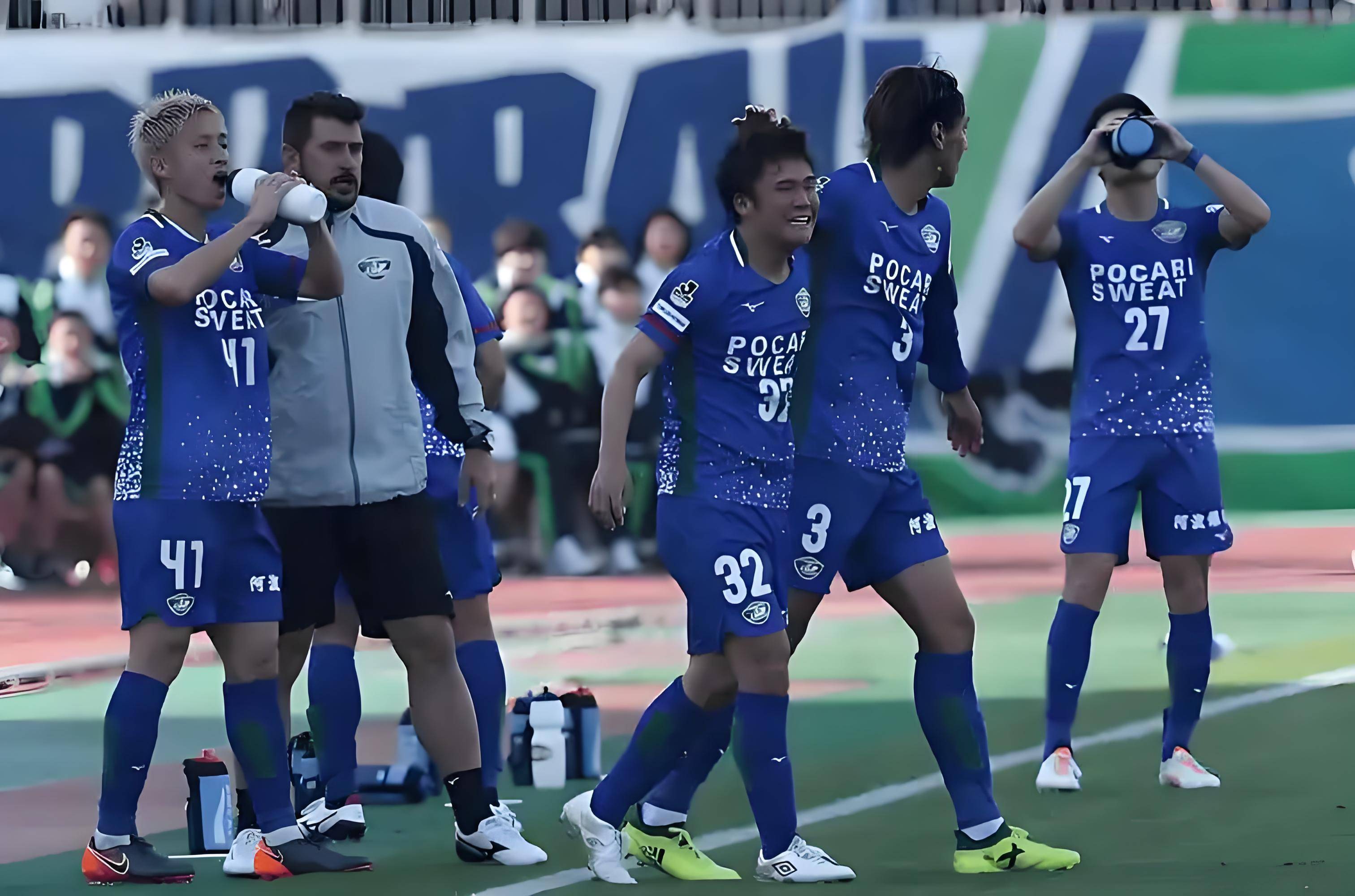 日本球队在亚冠比赛中获得胜利 日本球队在亚冠比赛中获得胜利