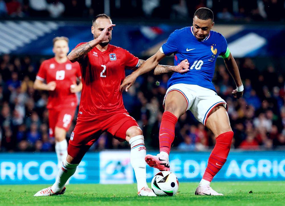 卢森堡国家足球队在挑战爱尔兰队中胜利