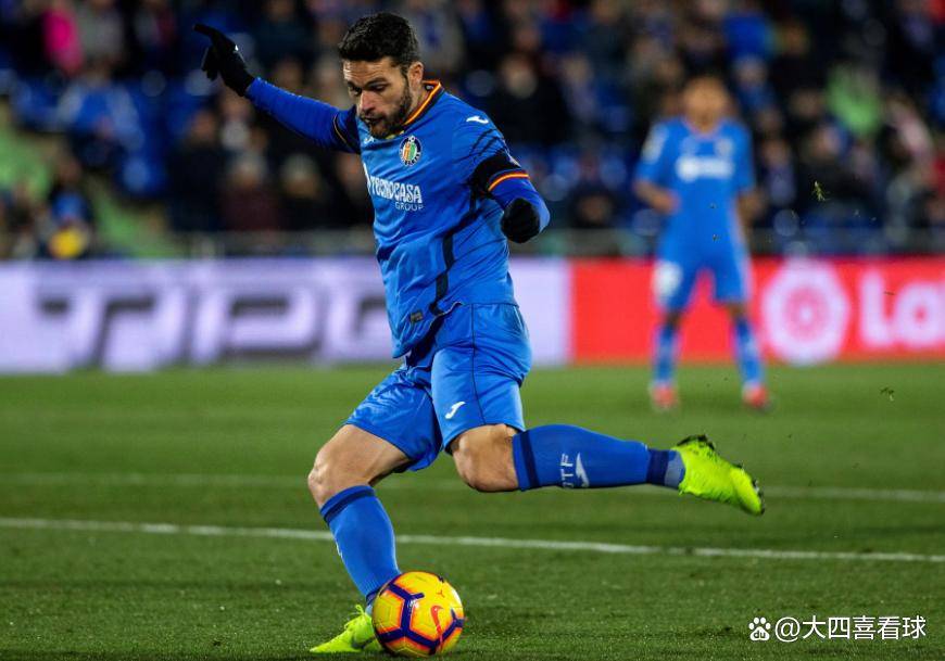 奥萨苏纳客场胜出,翻盘对手 奥萨苏纳客场胜出,翻盘对手