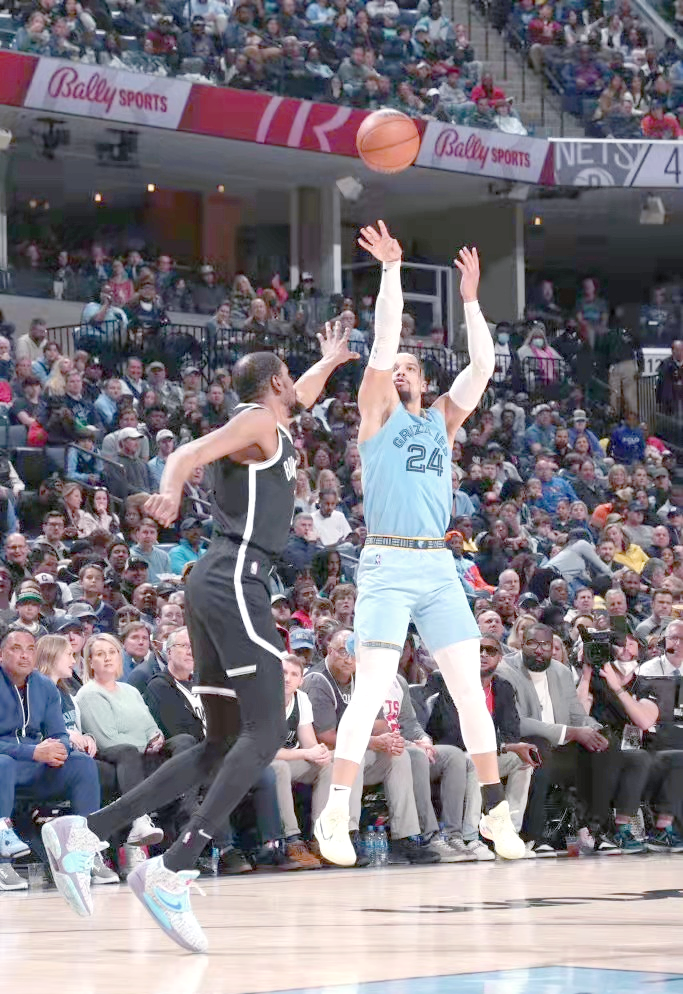 篮网击败灰熊，黄蜂战胜国王