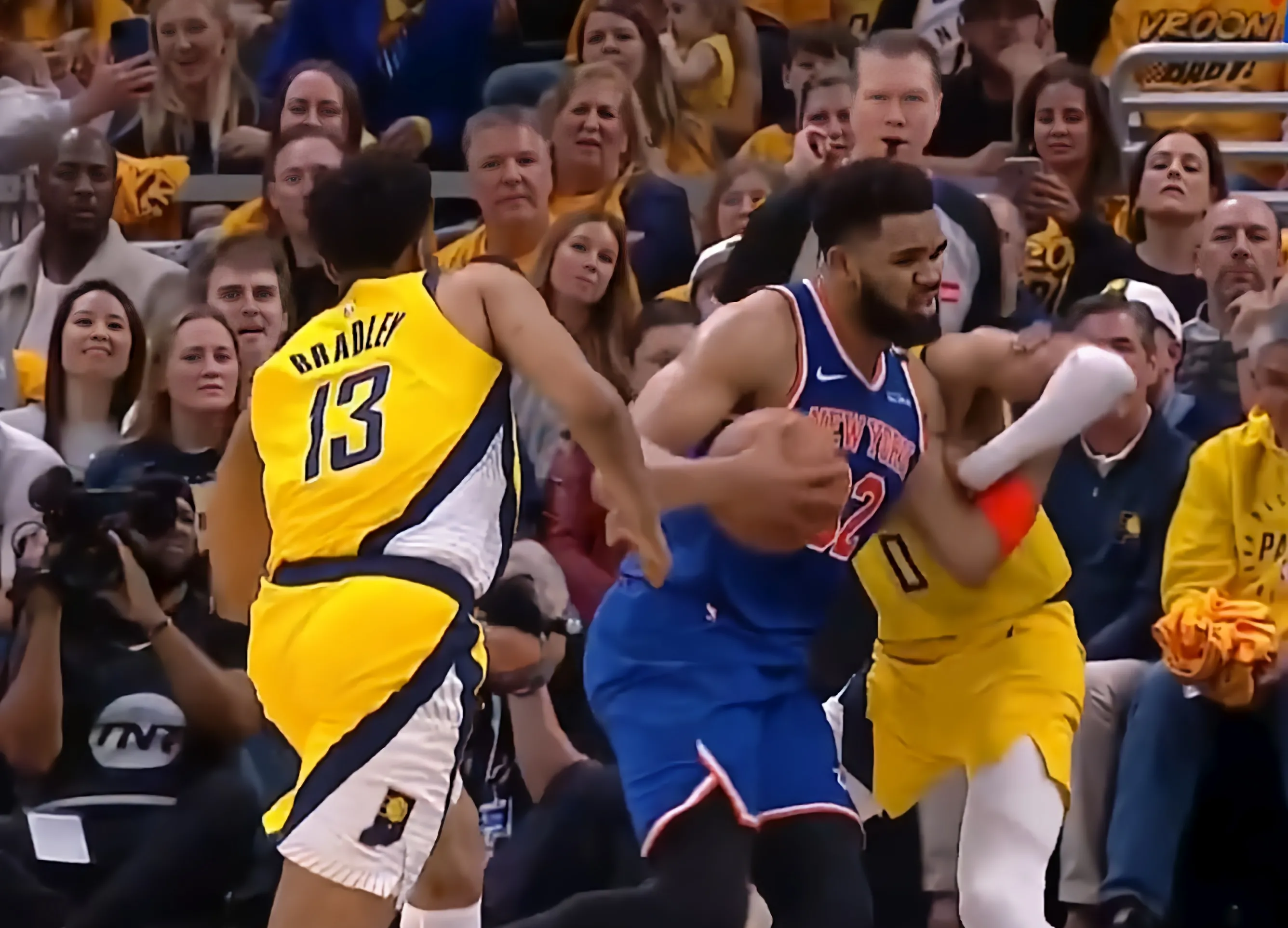 篮网逆转掘金惊险胜出，体现团队力量！