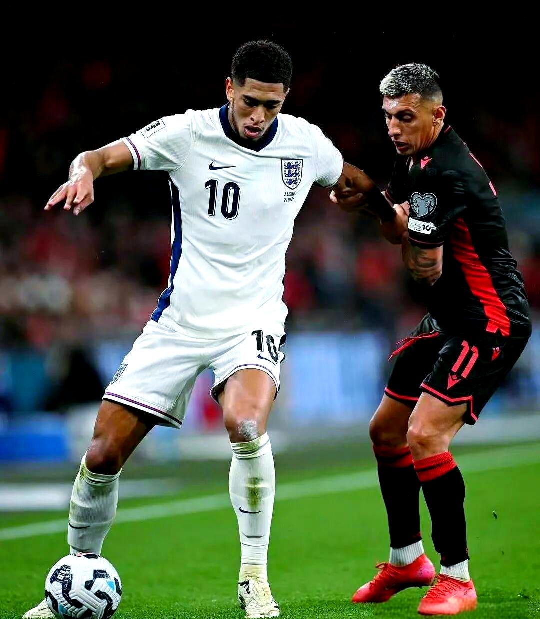 英格兰队将迎来一场激烈的对决 英格兰队将迎来一场激烈的对决